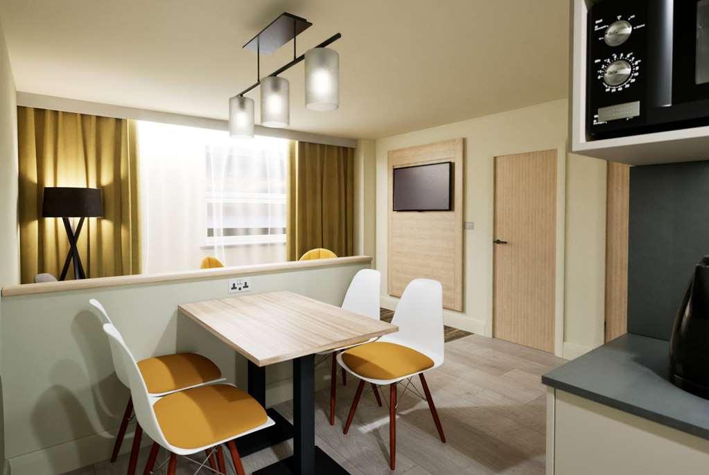 Super 8 By Wyndham Chester East Номер фото