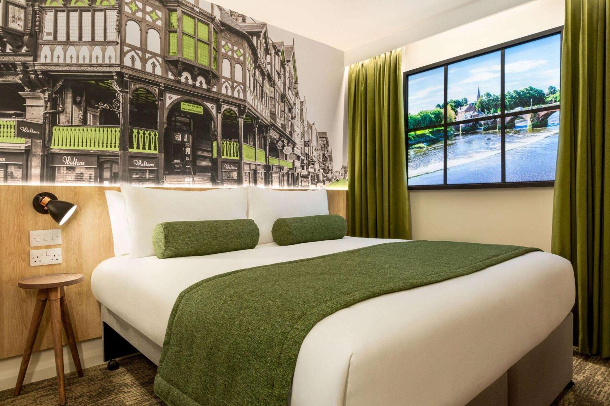Super 8 By Wyndham Chester East Экстерьер фото